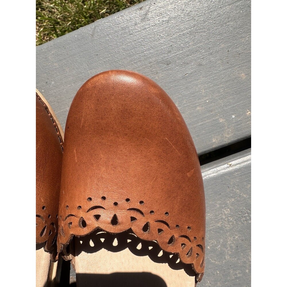 Dansko Women’s Brown Leather Scalloped Slingback Clogs Buckle Strap  EU 41 - Picture 6 of 16